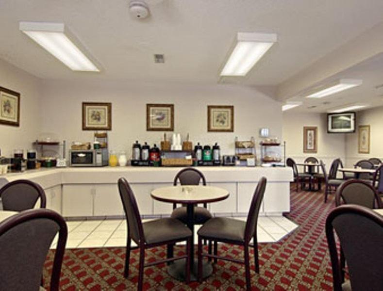 Days Inn By Wyndham Wytheville Restaurant photo